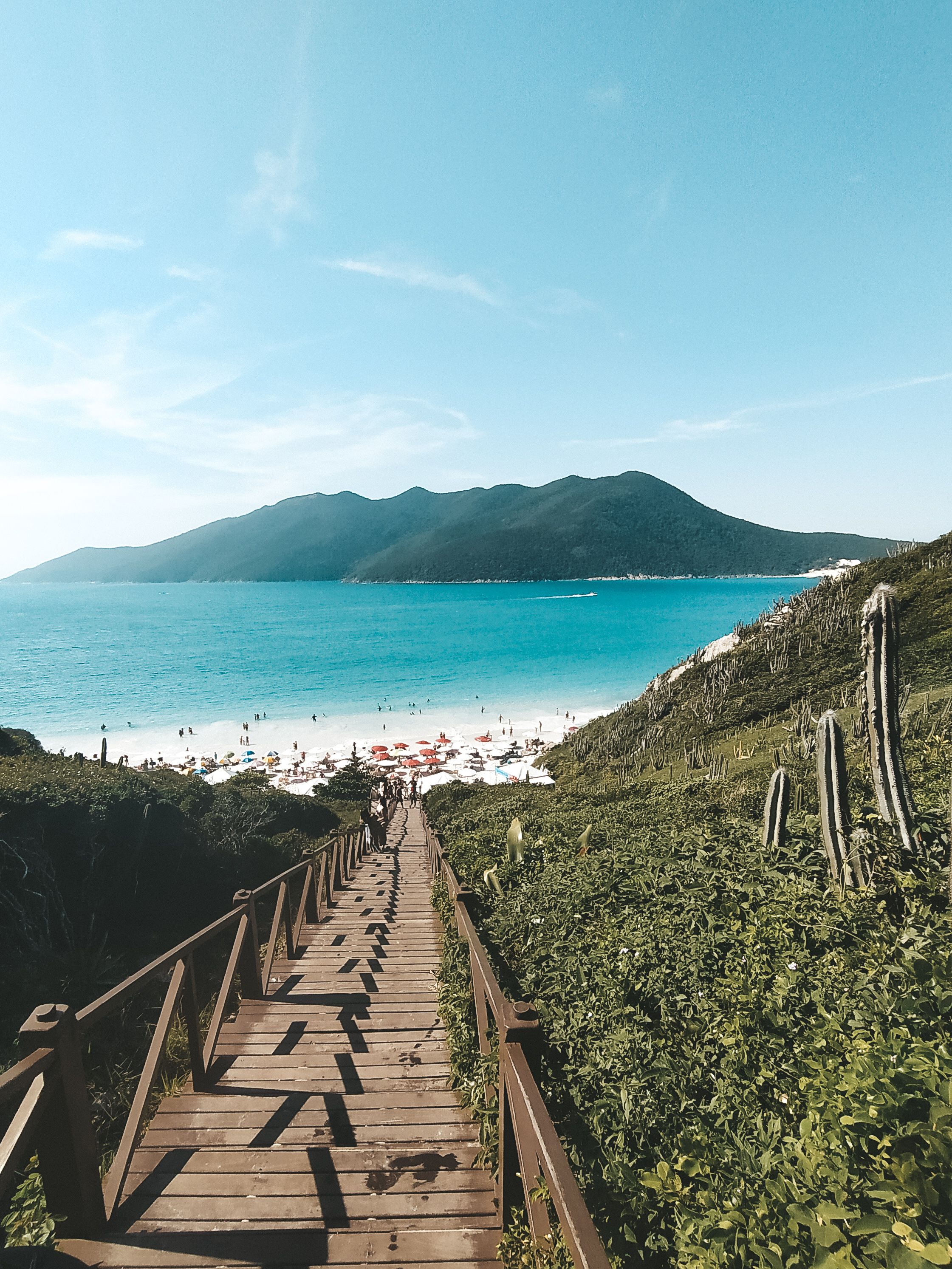 Escadaria das prainhas do Pontal do Atalaia, em Cabo Frio, experiência de fotografia